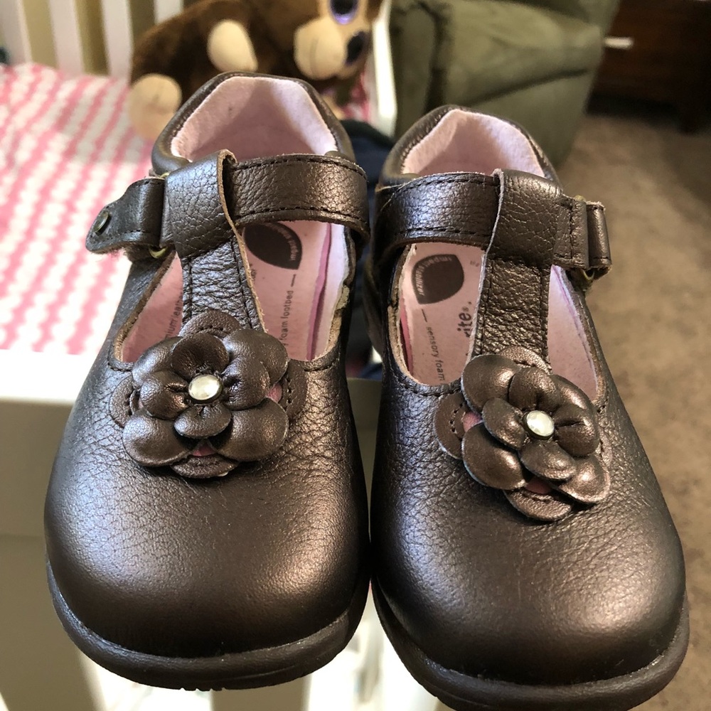 New- Stride Rite Tenley Brown Shoes